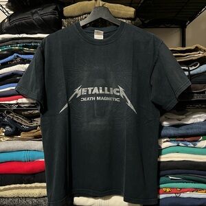 Gildan Black Graphic Tee